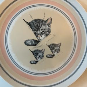Vintage Collectable Chessie and her Kittens plate